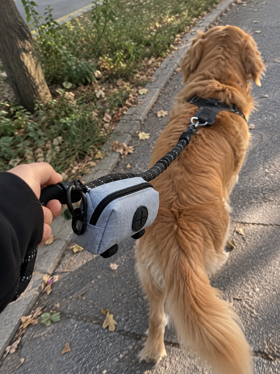 Such a handy little pouch for walks. I keep treats and extra bags in it and barely notice it’s there.
